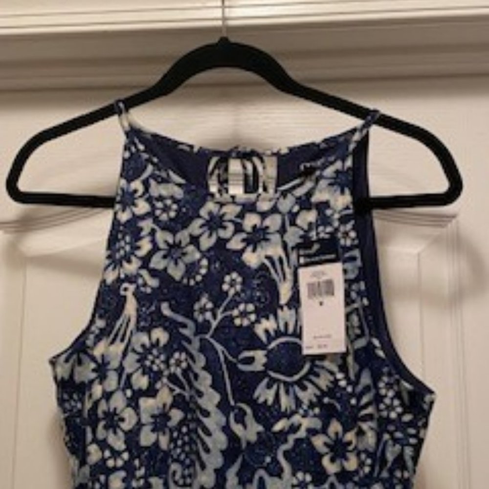 Women dress